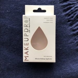 Makeup Drop Silicone Makeup Applicator